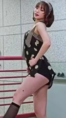 Kim Chaewon 김채원 [Le Sserafim] - Video #128492