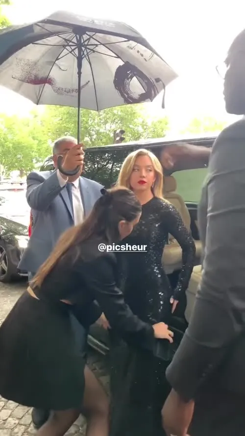 Sydney Sweeney - Video