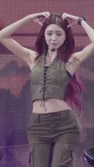 Yuna - ITZY (유나, Shin Yu Na) - Video #315294