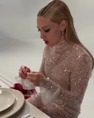 Amanda Seyfried - Video