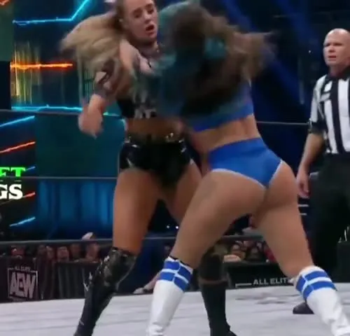 (Skye Dolecki) Skye Blue AEW - Video