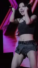 Chaeryeong - ITZY (채령) - Video