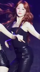 Huh Yunjin 허윤진 | LESSERAFIM - Video #134059