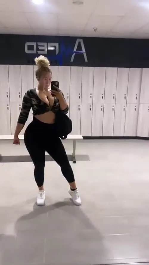 WWE Nikkita Lyons - Video