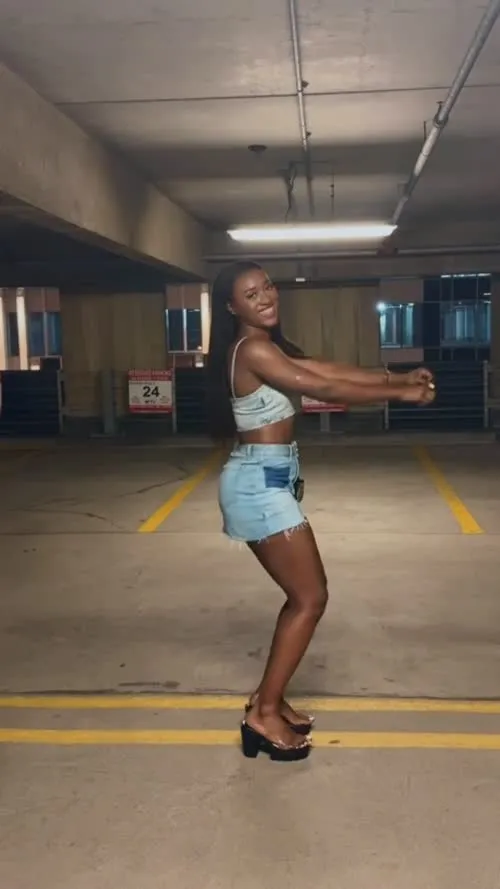 Queen Aminata / amisylle - AEW - Video