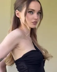 Dove Cameron - Video