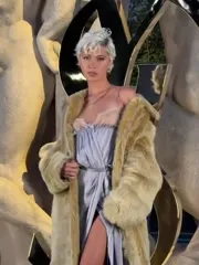Iris Law - Video