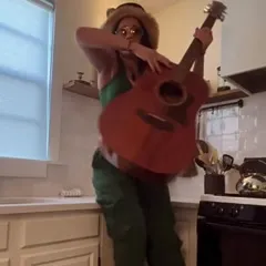 WWE Bayley / Davina Rose / Pamela Rose Martinez - Video