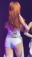 Huh Yunjin 허윤진 | LESSERAFIM - Video