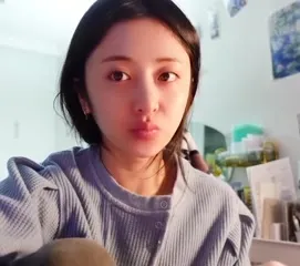 Huh Yunjin 허윤진 | LESSERAFIM - Video