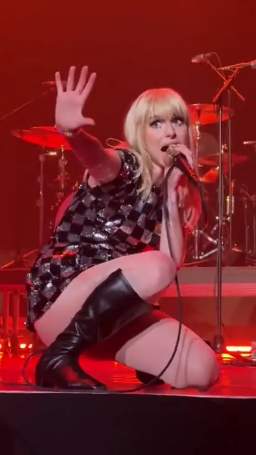 Hayley Williams - Video