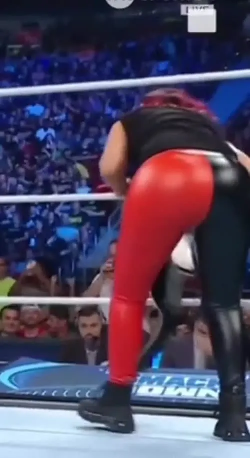 WWE Bayley / Davina Rose / Pamela Rose Martinez - Video