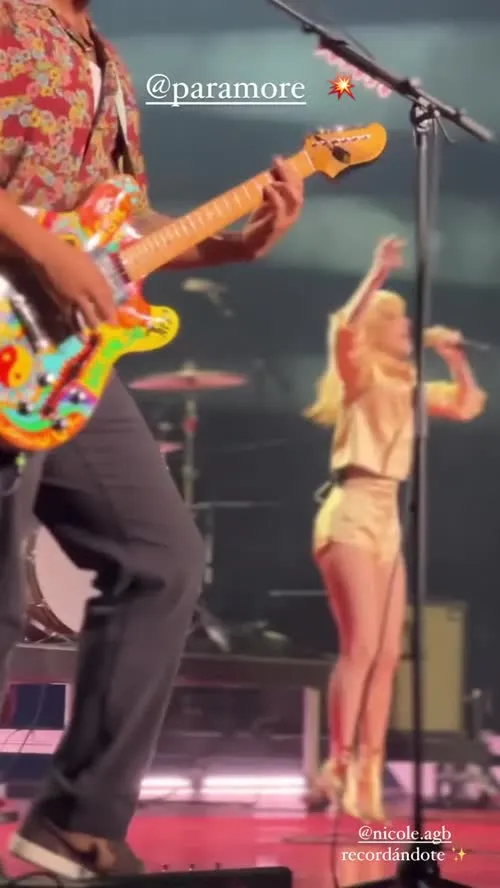 Hayley Williams - Ooofff