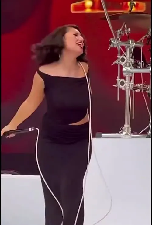 Raye - Video