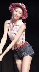 Yuna - ITZY (유나, Shin Yu Na) - Video #292591