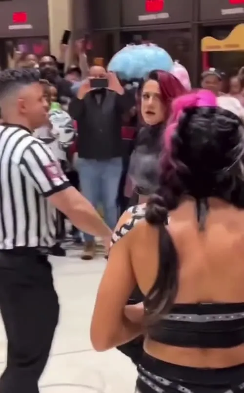 WWE Bayley / Davina Rose / Pamela Rose Martinez - Video