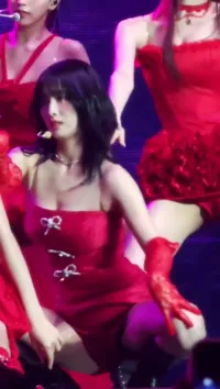 Hirai Momo | TWICE - Video