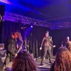 Chloe Drinkwater (Skarlett Riot Singer) - Video