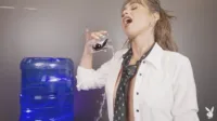 Riley Reid - Water break