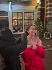 Chloe Bennet - Video