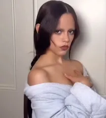 Jenna Ortega - Video