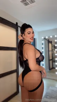 UFC Rachael Ostovich - Ro black