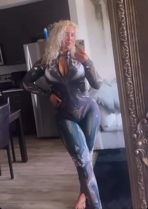 WWE Nikkita Lyons - Video