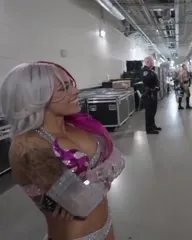 Zelina Vega // Thea Trinidad - Rrh51dsaeru