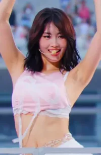 Hirai Momo | TWICE - Rwudxtm