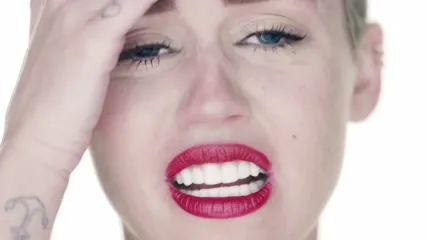 Miley Cyrus - Video