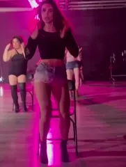 Courtney Hope - Video #204560