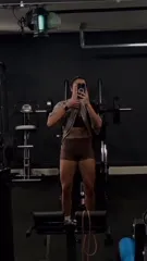 Indi Hartwell - Video