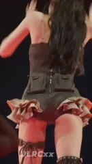 Minatozaki Sana (TWICE) - Sana