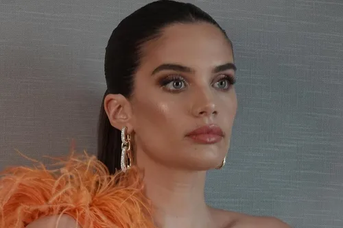 Sara Sampaio