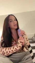 Stella Hudgens (Vanessa's Sister) - Video
