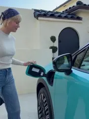 Brie Larson - Video