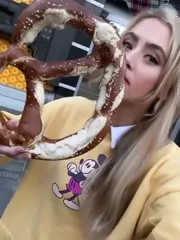 Kathryn Newton - Video