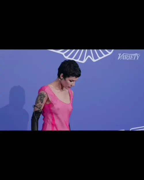 Halsey - SaveInsta App