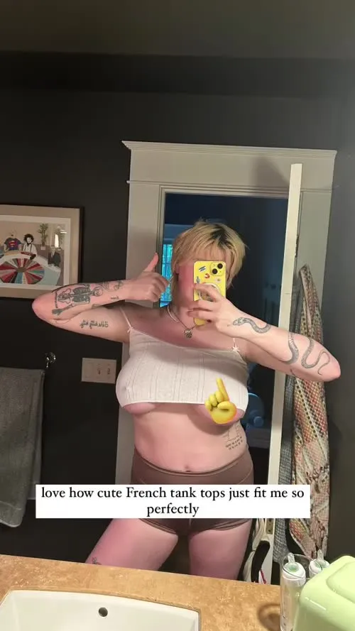 Ireland Baldwin - SaveInsta app