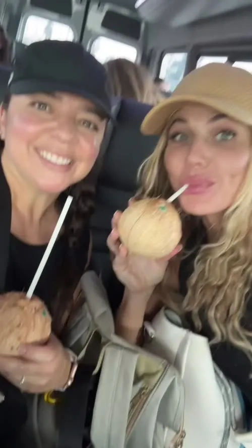WWE Torrie Wilson - SaveInsta App