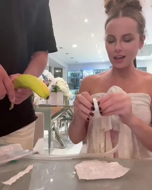 Kate Beckinsale - SaveInsta App