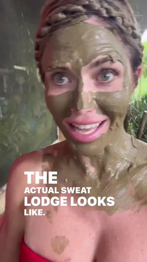 WWE Torrie Wilson - Saveinsta App