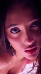 Yasmin Wijnaldum - Video