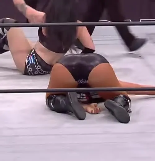Toni Storm - Video #137534