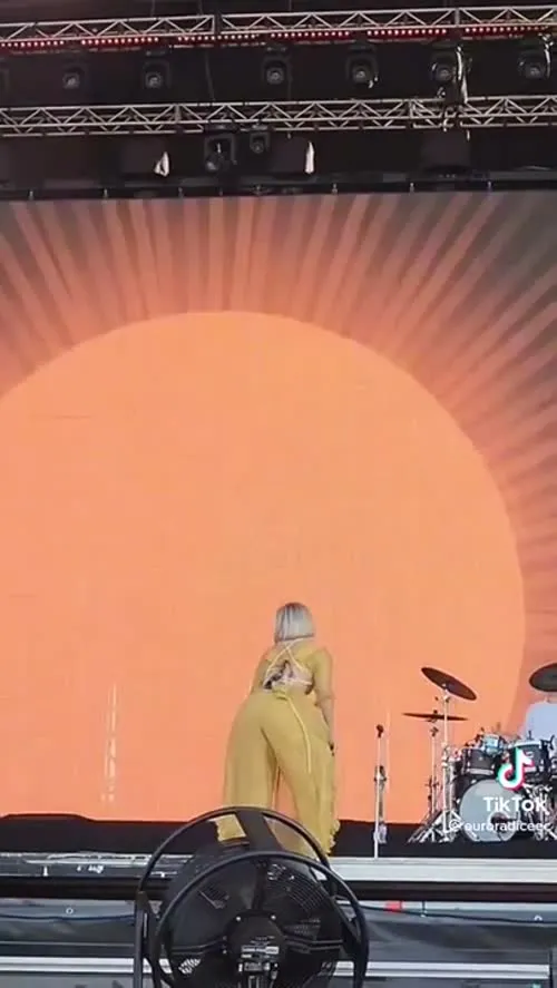 Aurora Aksnes (singer) - Video