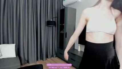 Shanellwreath - Chaturbate show with a 19-year-old beauty