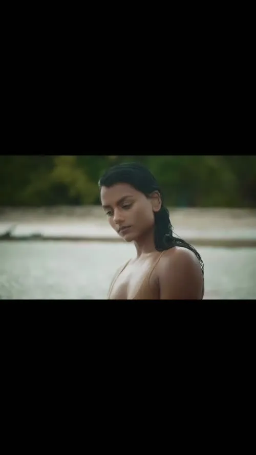 Simone Ashley - Video
