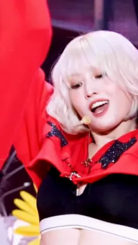 Hirai Momo | TWICE - Video