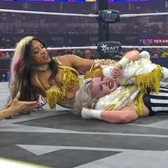 WWE/AEW Sasha Banks | Mercedes Moné - Video
