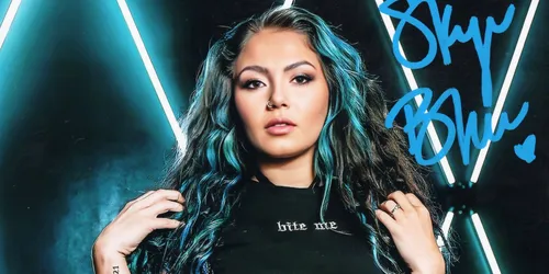 (Skye Dolecki) Skye Blue AEW